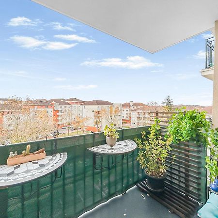 Escale Affaires Dugny-Bourget Apartment Exterior foto