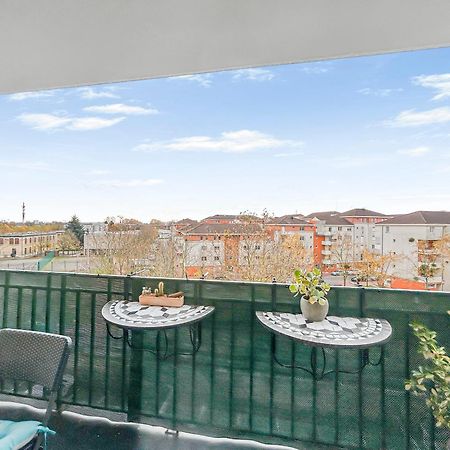 Escale Affaires Dugny-Bourget Apartment Exterior foto