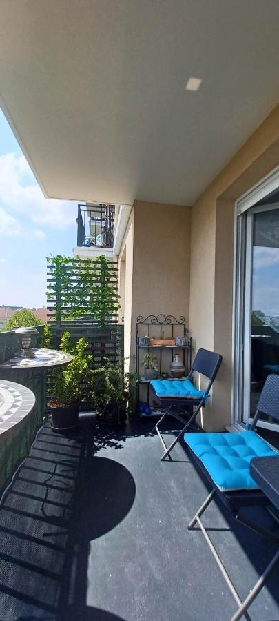 Escale Affaires Dugny-Bourget Apartment Exterior foto