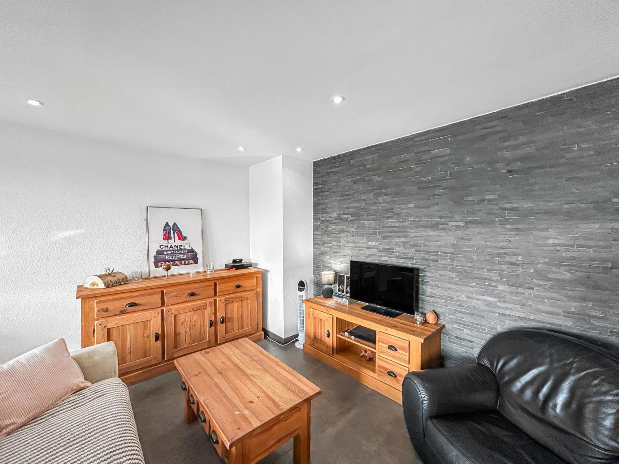 Escale Affaires Dugny-Bourget Apartment Exterior foto
